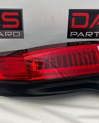 2014 Cadillac CTS-V Coupe RH Passenger Tail Light Taillight OEM