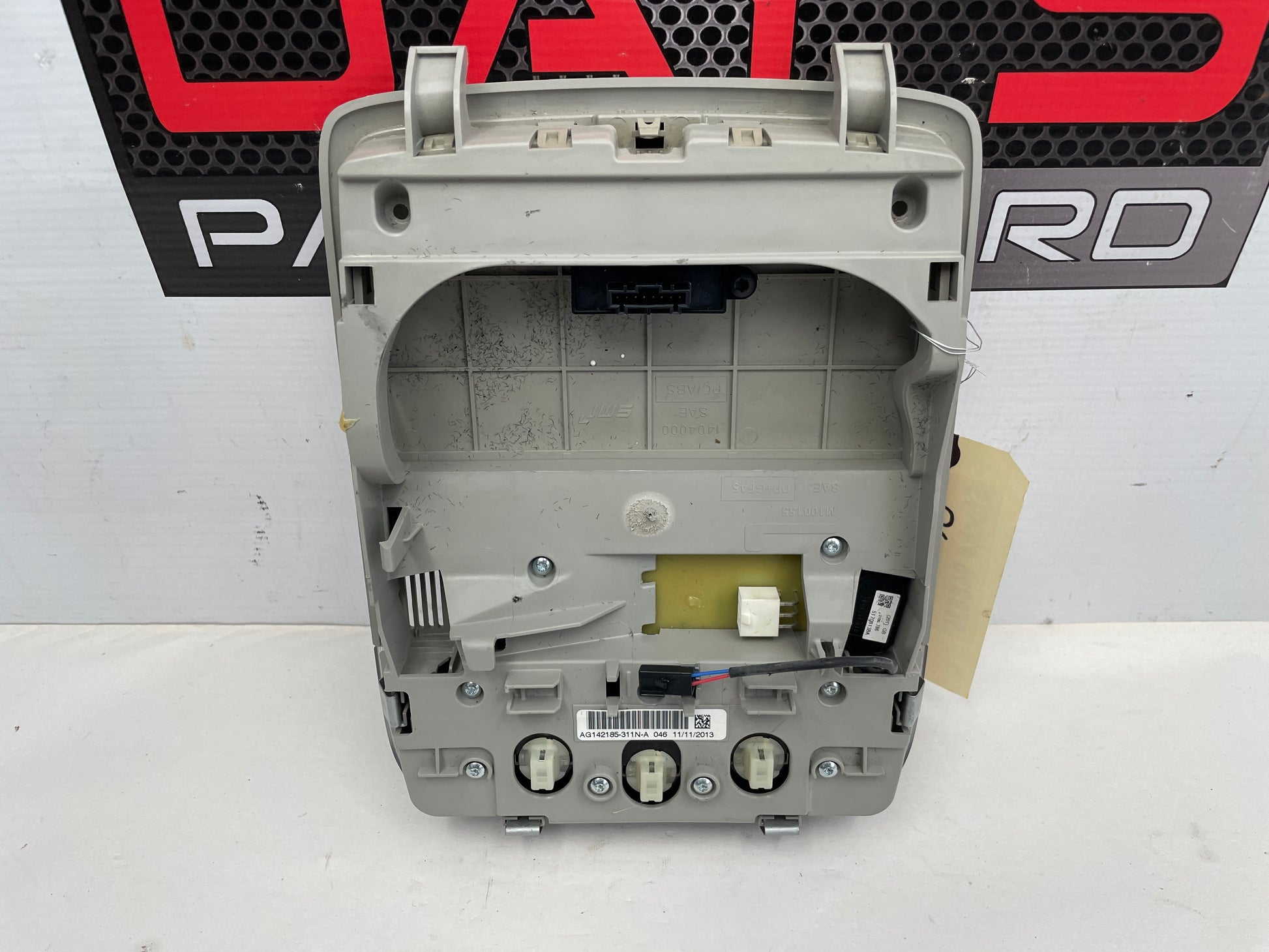 2014 Chevrolet SS Sedan Over Head Console Dome Light OEM - Day's Parts Yard