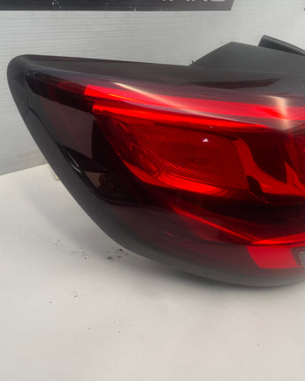 2014 Chevy SS Sedan LH Driver Taillight Tail Light OEM