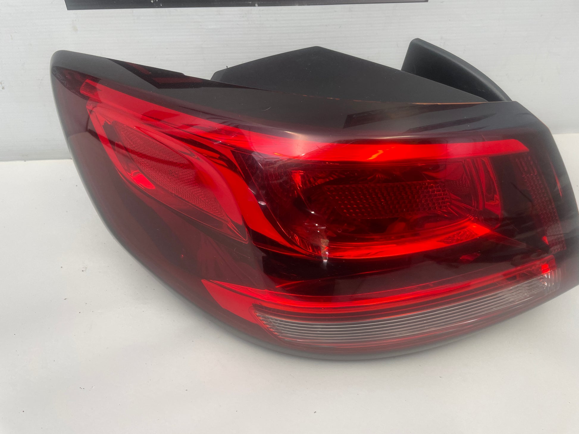 2014 Chevy SS Sedan LH Driver Taillight Tail Light OEM - Day's Parts Yard