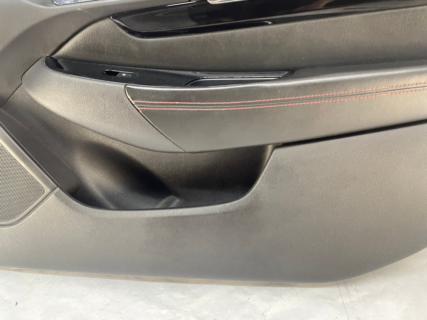 2015 Chevy SS Sedan RH Passenger Front Interior Door Panel Trim OEM