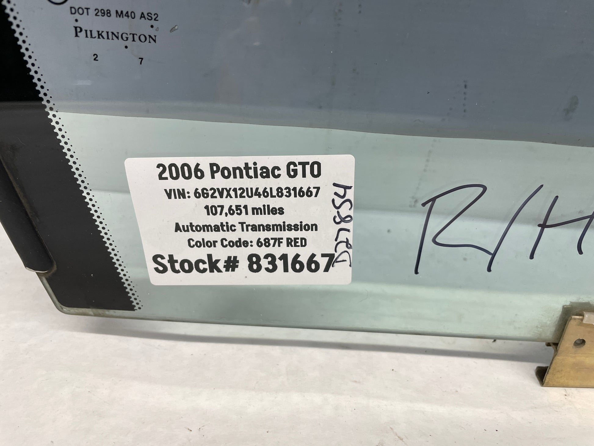 2006 Pontiac GTO RH Passenger Front Door Window Glass OEM - Day's Parts Yard