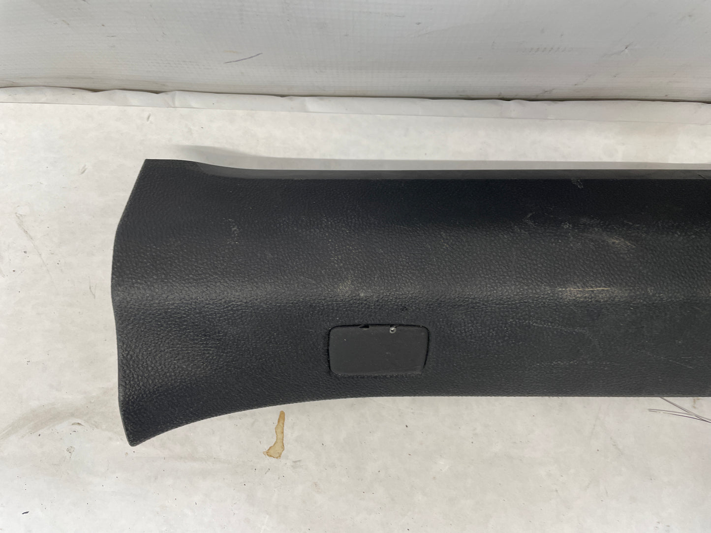 2012 Chevy Caprice PPV LH Driver Rear Door Carpet Retainer Sill Trim Panel Molding OEM