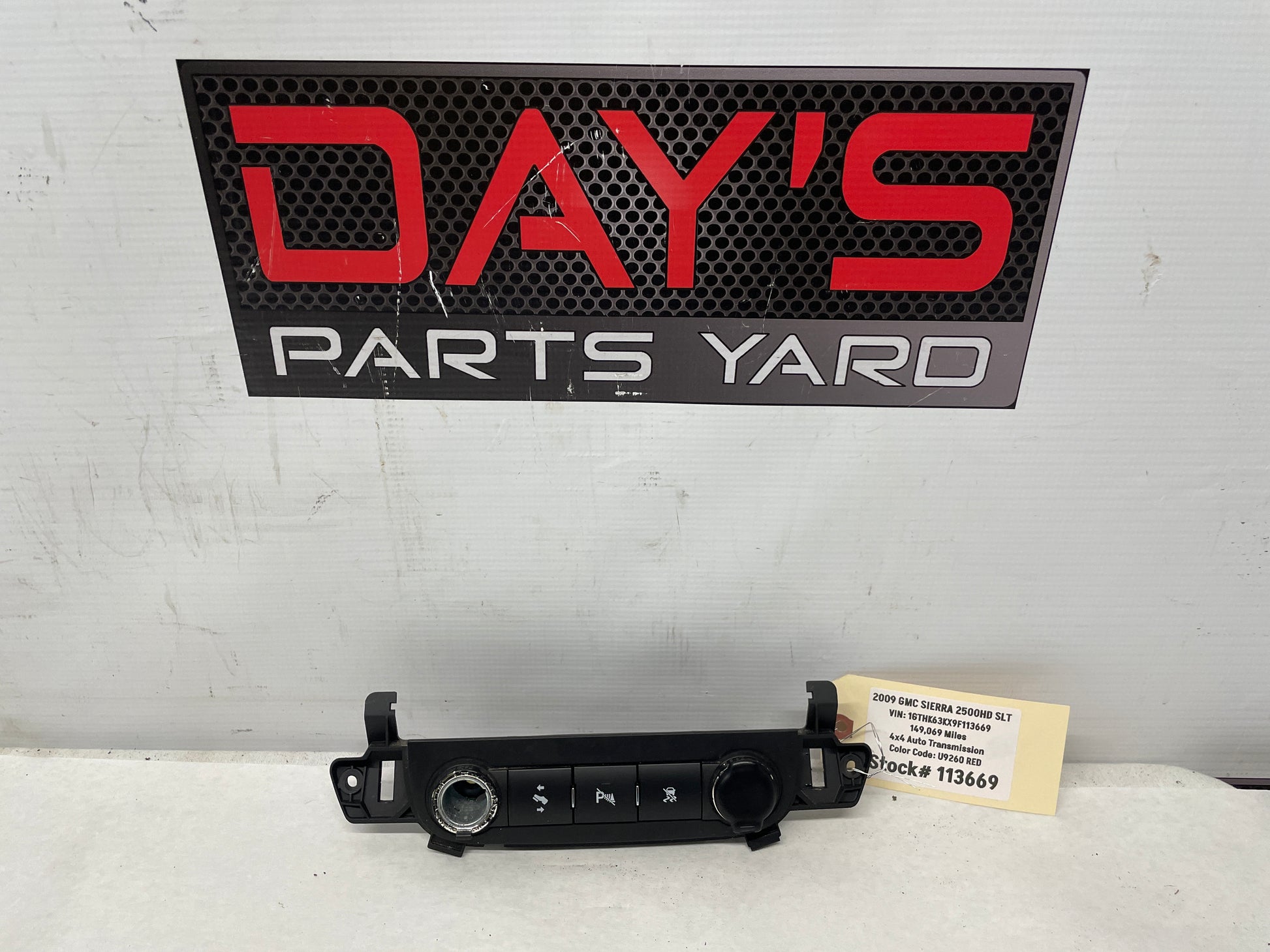 2009 GMC Sierra 2500HD SLT Traction Park Power Pedal Control Switch OEM - Day's Parts Yard