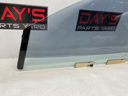 2006 Pontiac GTO LH Driver Front Door Window Glass OEM - Day's Parts Yard