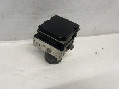 2005 Pontiac GTO ABS Anti Lock Brake Control Module Valve 92211444 OEM - Day's Parts Yard