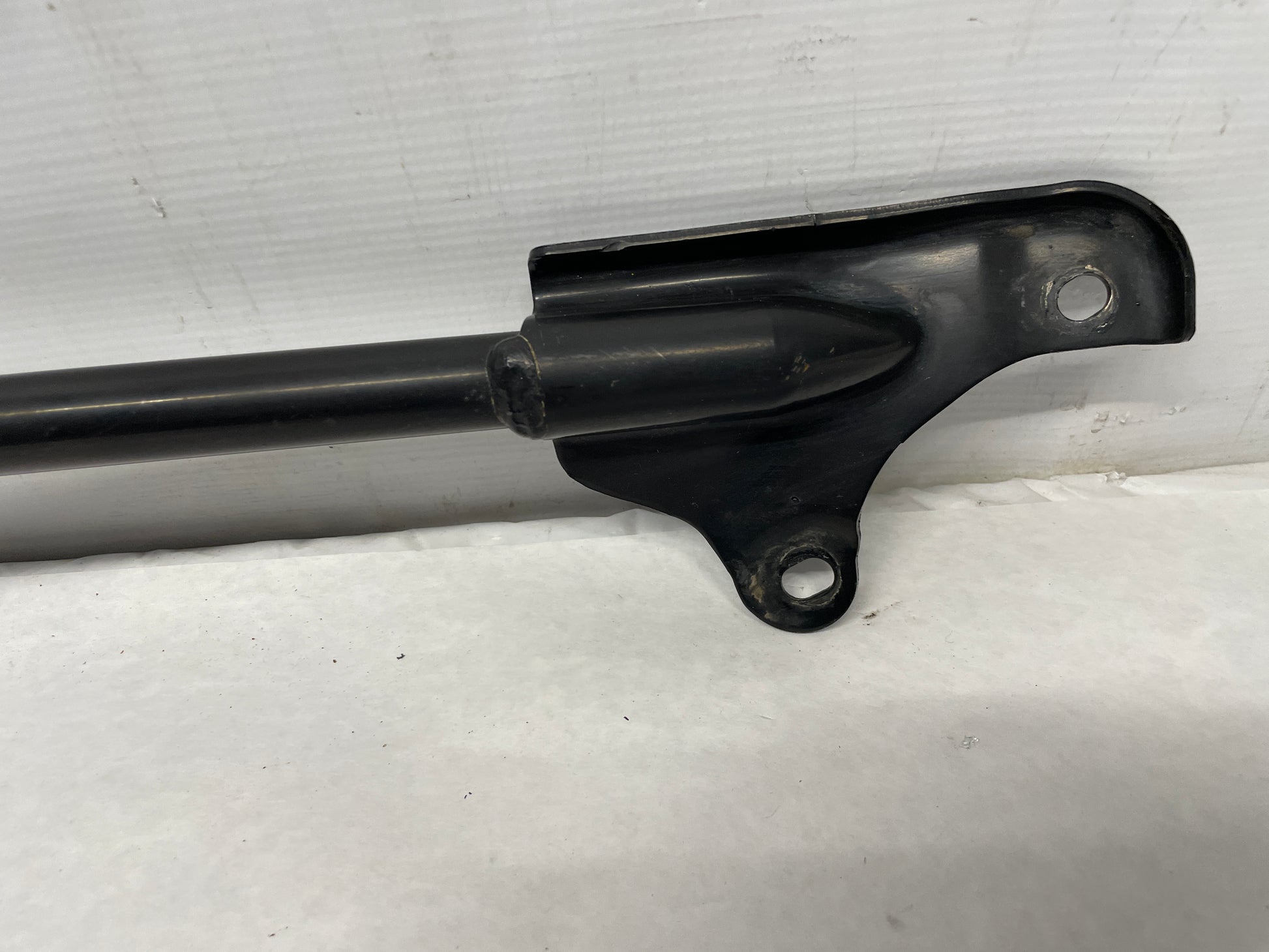 2006 Pontiac GTO Suspension Strut Tower Brace OEM - Day's Parts Yard