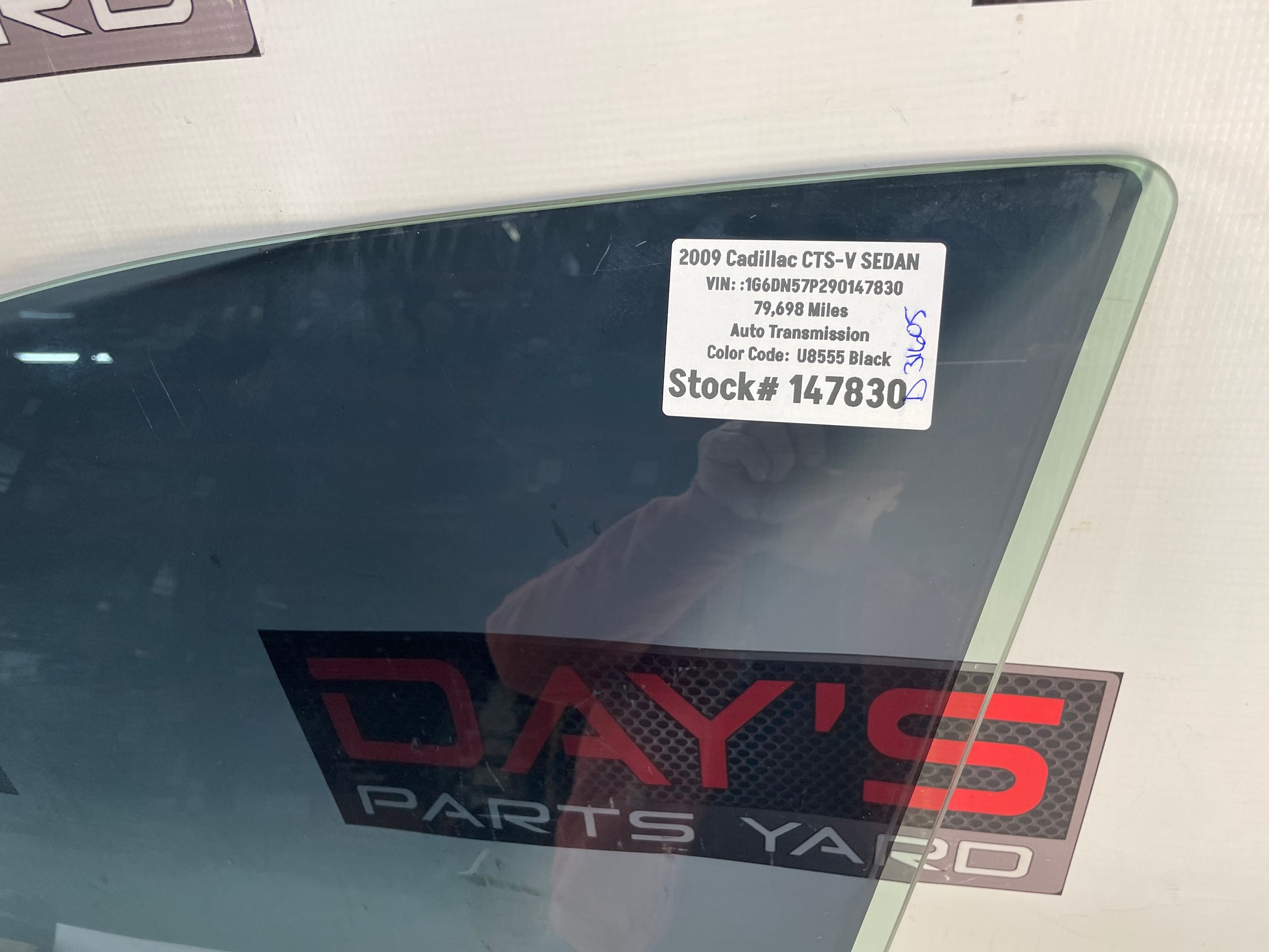 2009 Cadillac CTS-V Sedan LH Driver Front Door Window Glass OEM - Day's Parts Yard