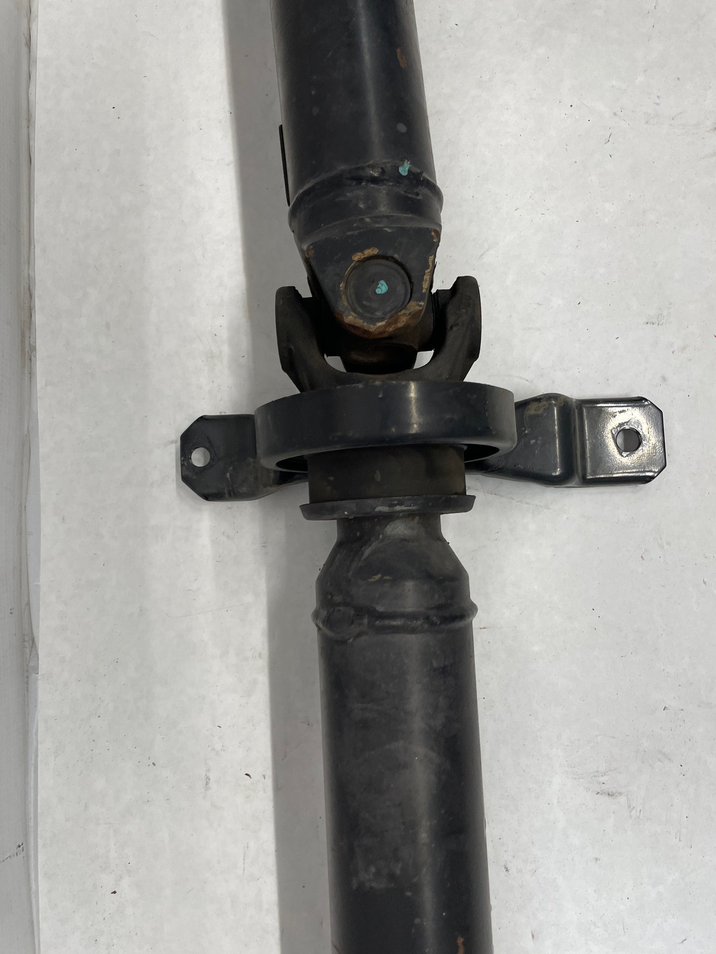 2006 Pontiac GTO Drive Propeller Shaft Driveshaft OEM - Day's Parts Yard