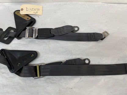 2001 Pontiac Firebird Trans AM WS6 Rear Seat Belt Seatbelt Buckle Retractors Ebony Black OEM - Day's Parts Yard