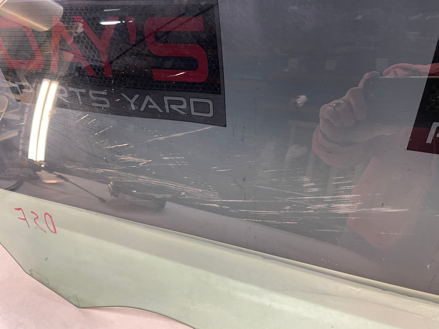 2009 Cadillac CTS-V Sedan LH Driver Front Door Window Glass OEM - Day's Parts Yard