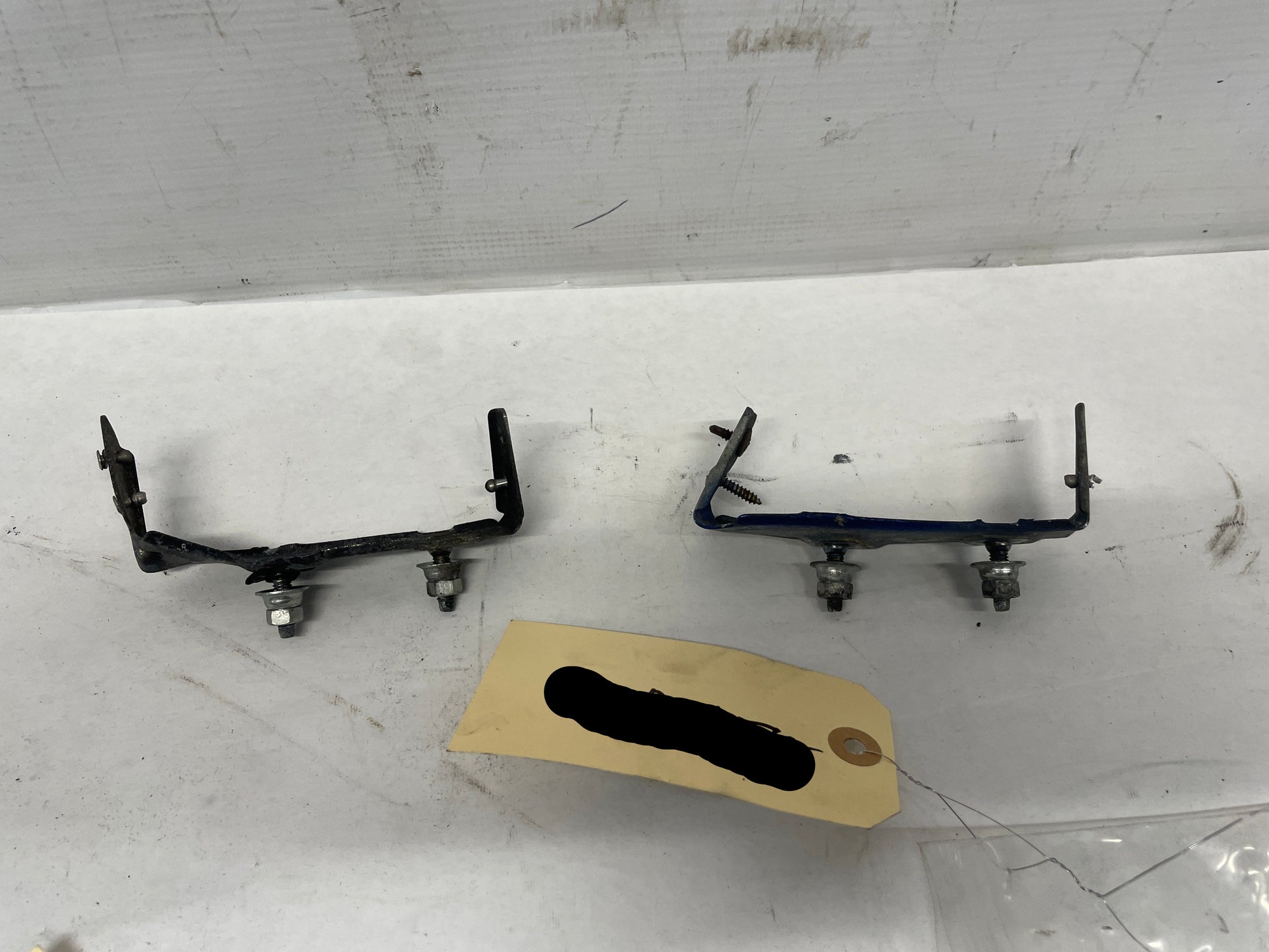 2005 Pontiac GTO Complete Rear Bumper Cover OEM - Day's Parts Yard
