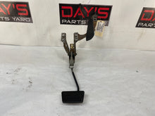 2001 Pontiac Trans AM WS6 Automatic Accelerator Gas Brake Pedal Assembly OEM - Day's Parts Yard