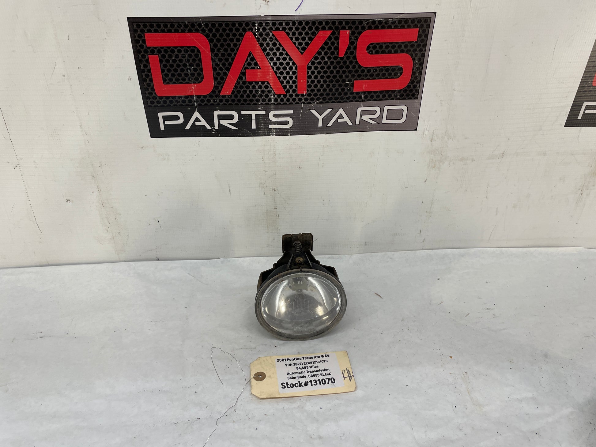 2001 Pontiac Trans AM WS6 RH Passenger Fog Light Lamp w/ Mounting Bracket OEM - Day's Parts Yard