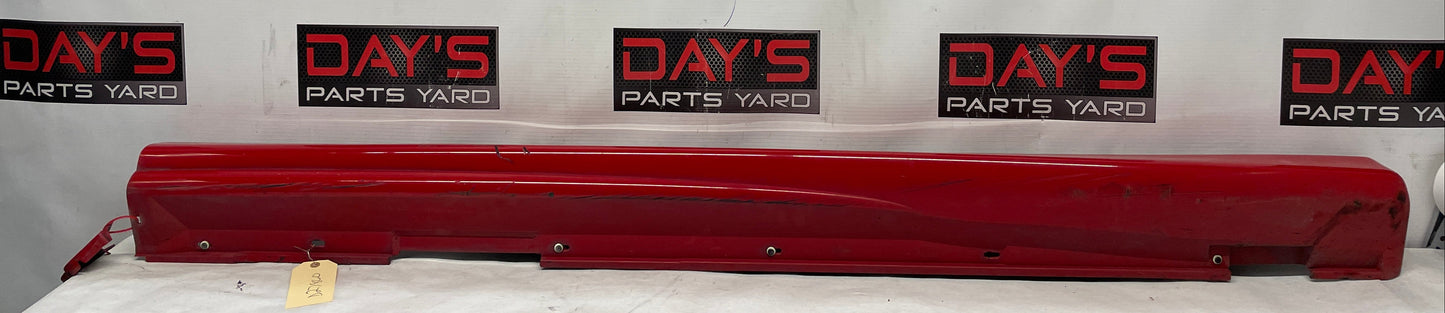 2006 Pontiac GTO RH Passenger Rocker Molding Side Skirt Panel Trim OEM - Day's Parts Yard