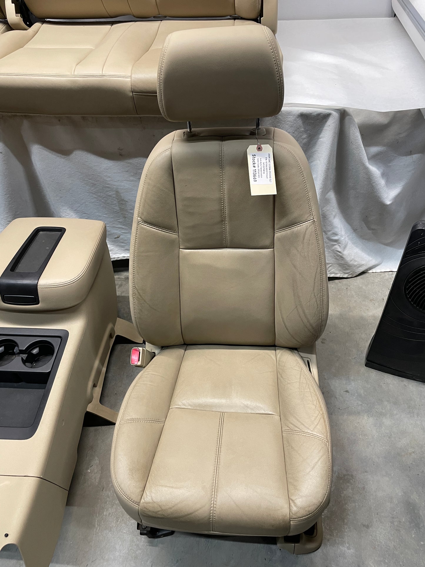 2009 GMC Sierra 2500HD SLT Seats Fronts and Rears Tan Cashmere OEM