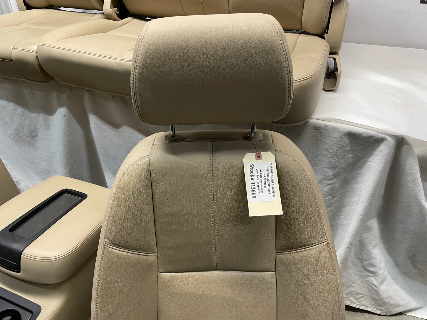 2009 GMC Sierra 2500HD SLT Seats Fronts and Rears Tan Cashmere OEM
