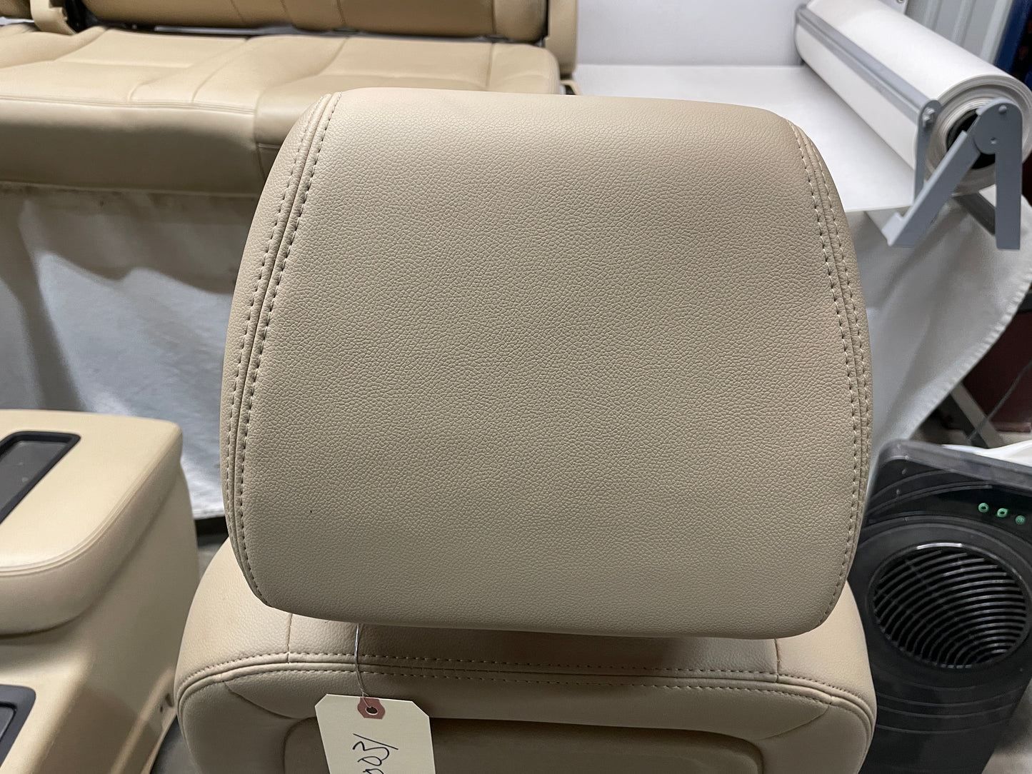 2009 GMC Sierra 2500HD SLT Seats Fronts and Rears Tan Cashmere OEM