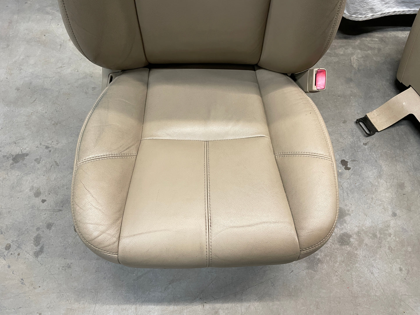 2009 GMC Sierra 2500HD SLT Seats Fronts and Rears Tan Cashmere OEM