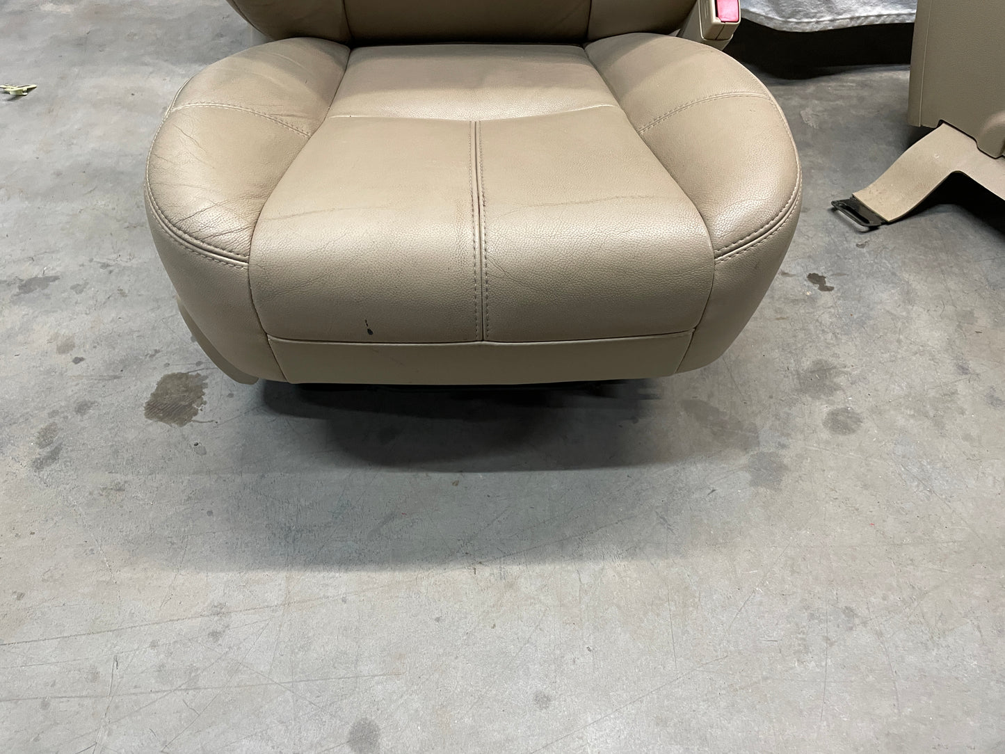 2009 GMC Sierra 2500HD SLT Seats Fronts and Rears Tan Cashmere OEM