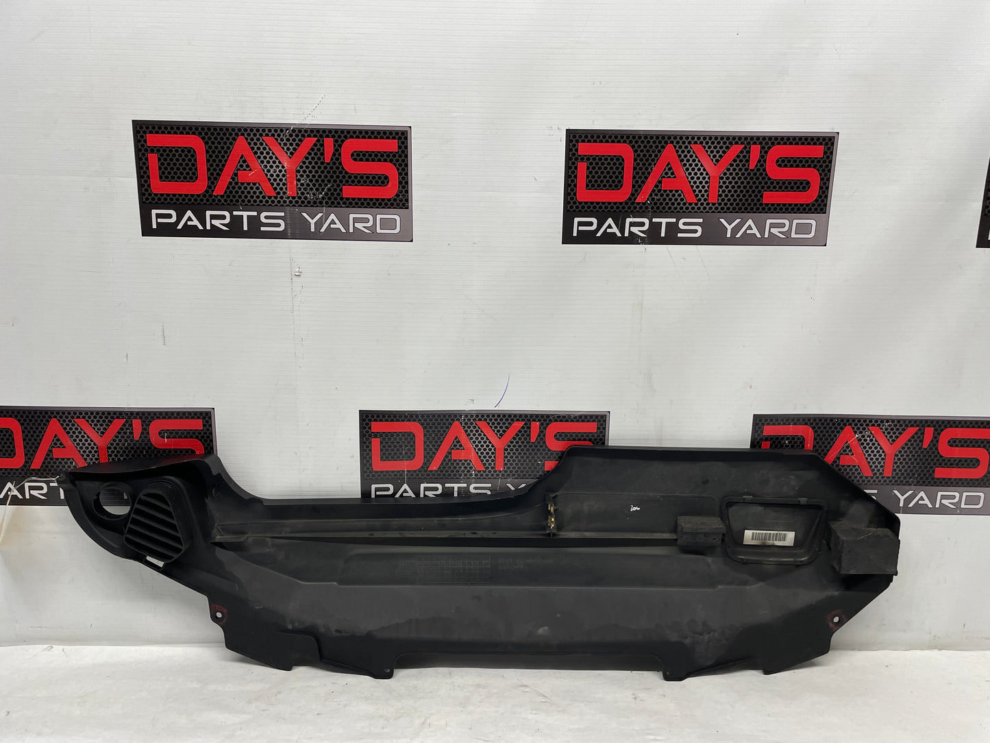 2006 Pontiac GTO Upper Radiator Core Support Air Baffle Cover Sight Shield OEM - Day's Parts Yard
