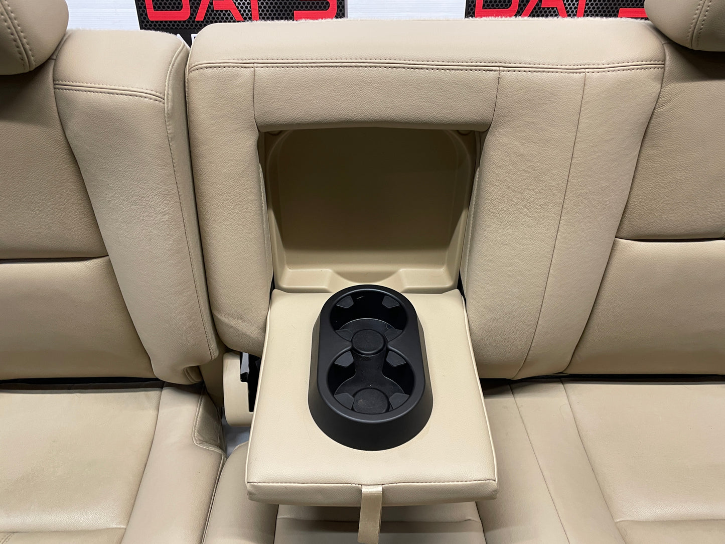2009 GMC Sierra 2500HD SLT Seats Fronts and Rears Tan Cashmere OEM