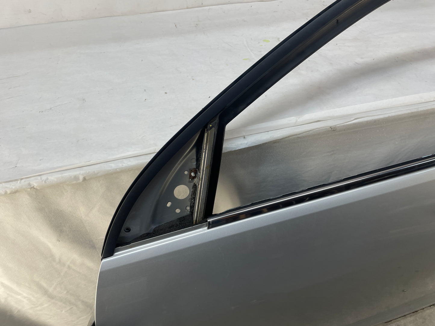 2015 Chevy SS Sedan LH Driver Front Exterior Door Silver OEM