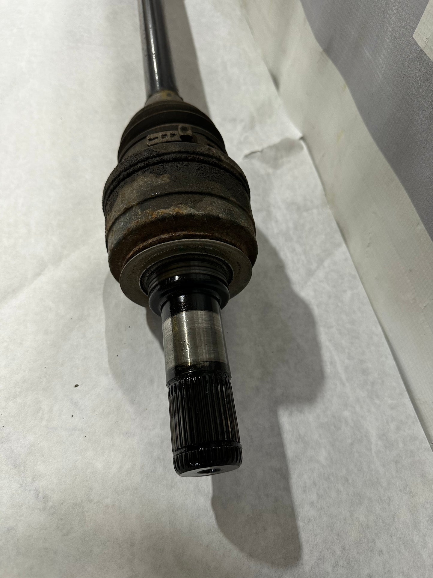 2010 Chevy Camaro SS Axle Shaft Assembly LH Driver Half Shaft OEM
