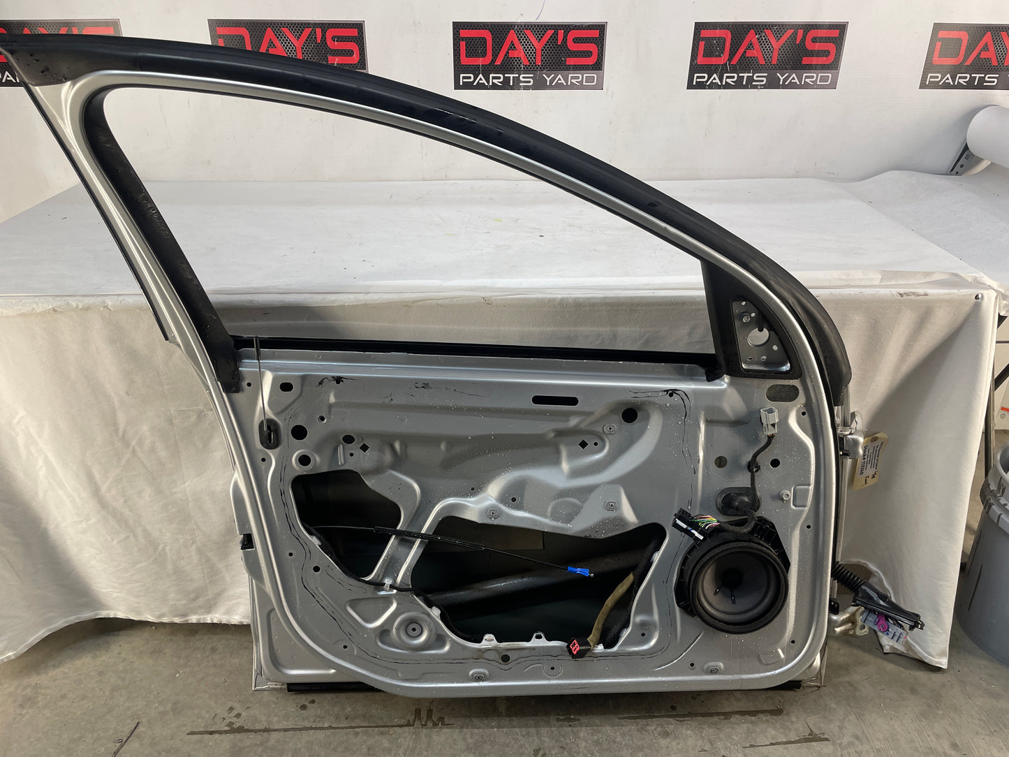 2015 Chevy SS Sedan LH Driver Front Exterior Door Silver OEM