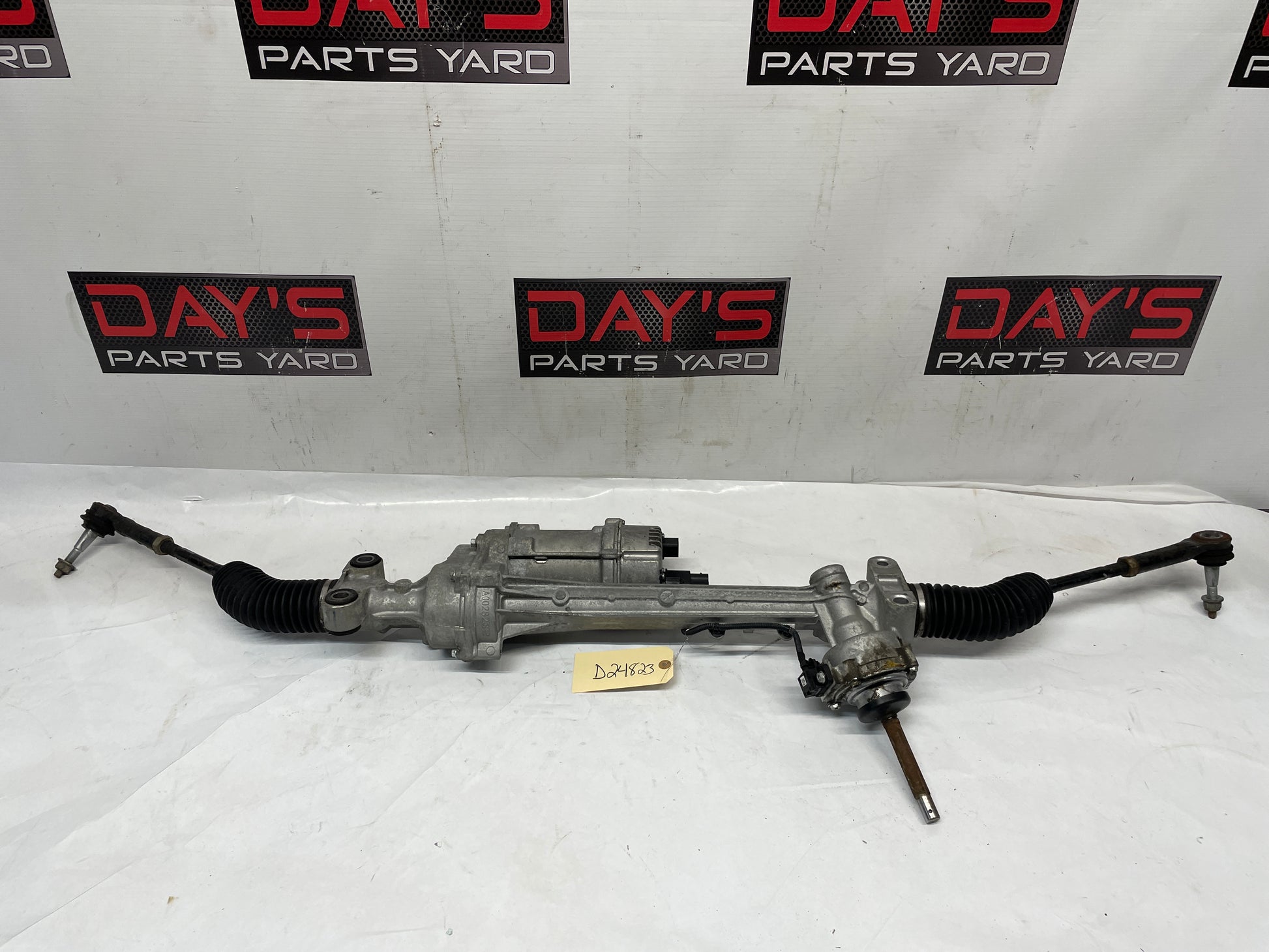 2014 Chevy Camaro ZL1 Rack and Pinion Steering Gear Assembly OEM - Day's Parts Yard