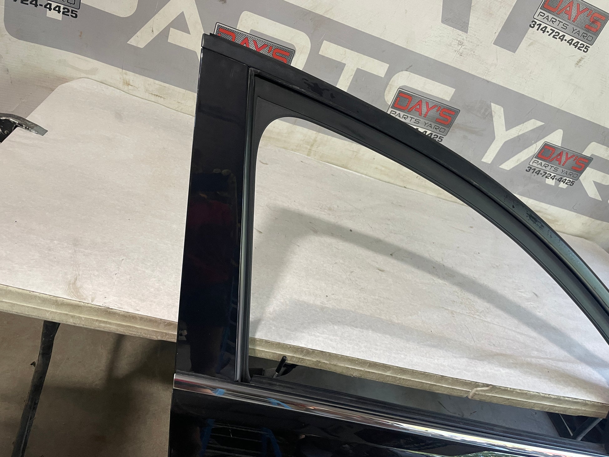 2017 Chevrolet SS Sedan Front RH Passenger Door Black OEM - Day's Parts Yard