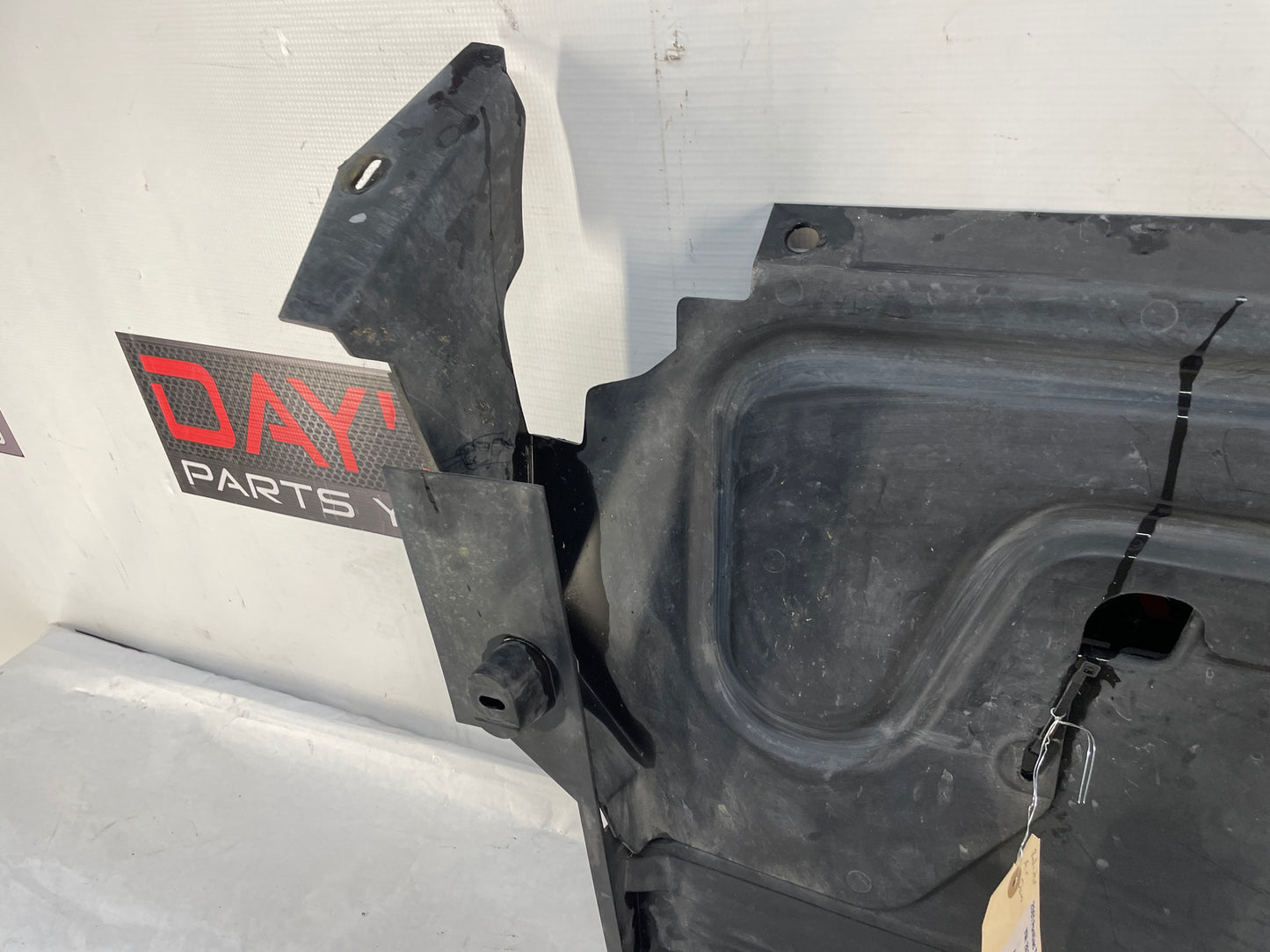 2001 Pontiac Firebird Trans AM WS6 Lower Center Radiator Baffle Air Dam Panel OEM - Day's Parts Yard