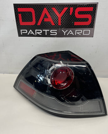 2009 Pontiac G8 GT LH Driver Tail Light Taillight Lamp OEM