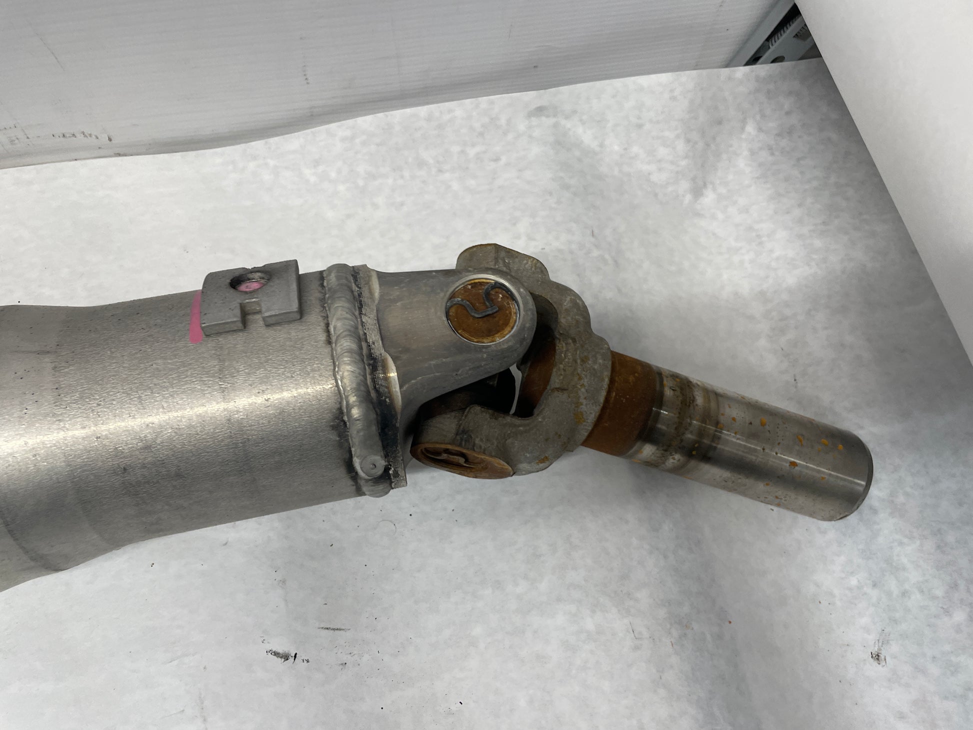2013 GMC Sierra C1500 SLE  Rear Driveshaft Drive Shaft OEM - Day's Parts Yard
