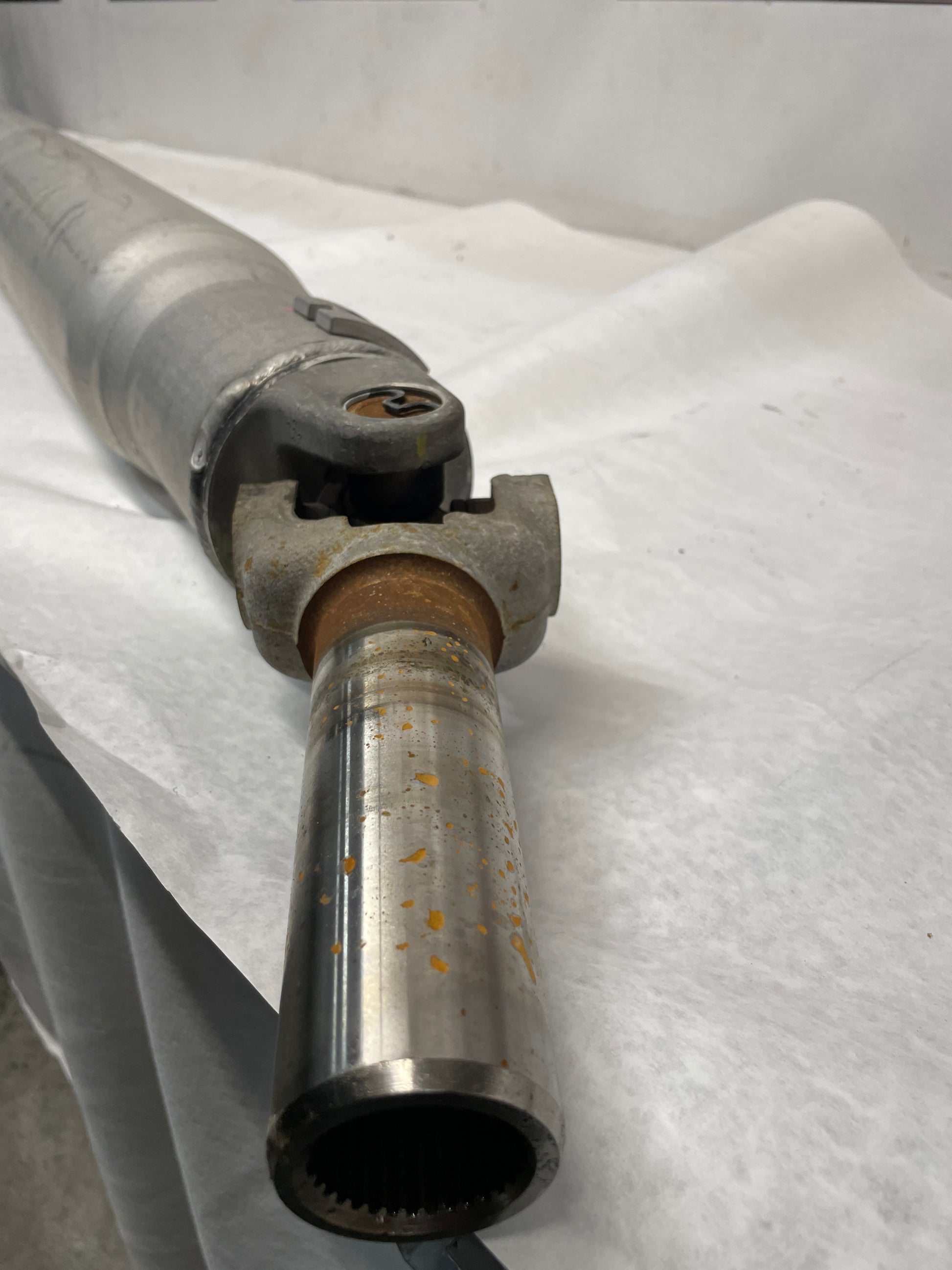 2013 GMC Sierra C1500 SLE  Rear Driveshaft Drive Shaft OEM - Day's Parts Yard