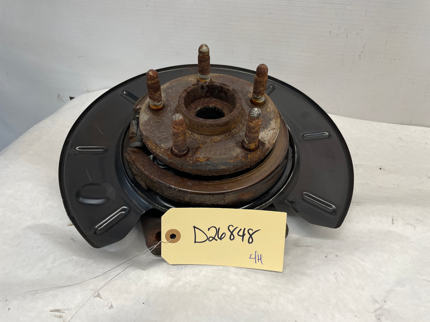 2017 Chevy SS Sedan LH Driver Rear Suspension Spindle Knuckle Hub Assembly OEM