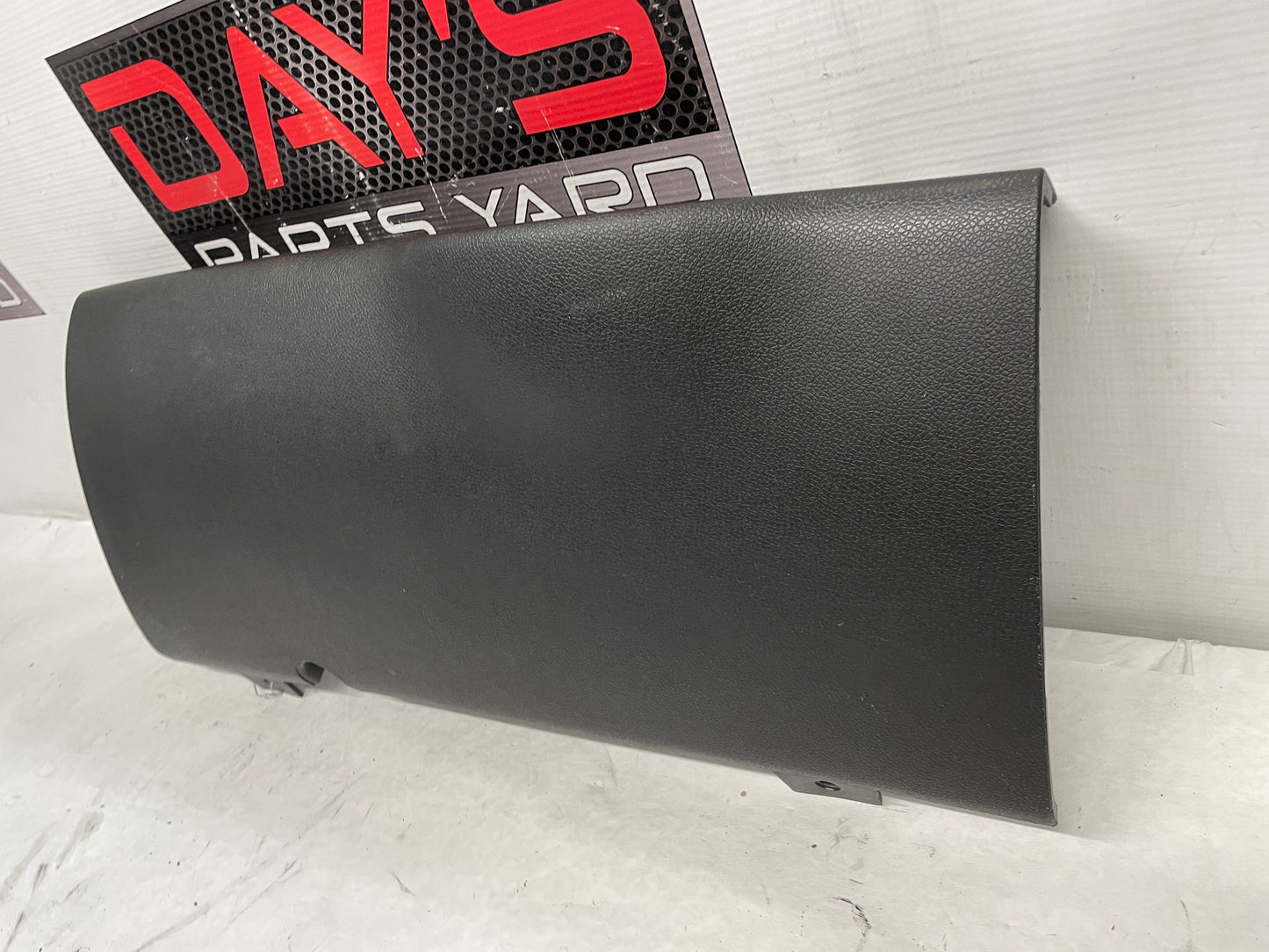 2013 GMC Sierra C1500 SLE Steering Column Knee Trim Bolster OEM Ebony - Day's Parts Yard