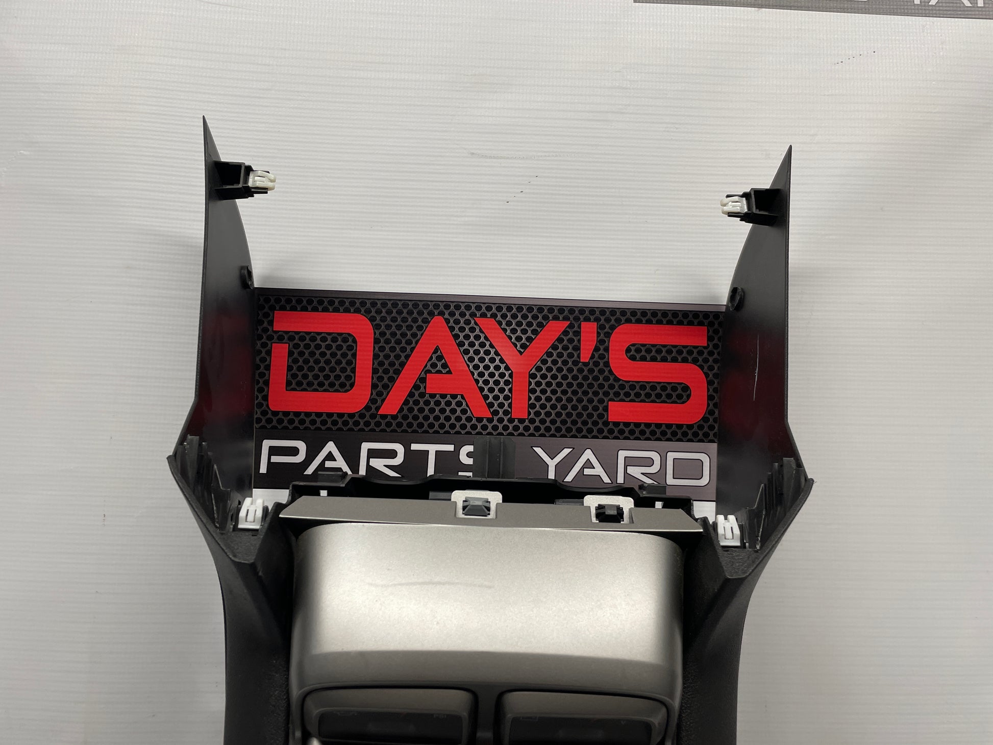 2014 Chevy Camaro ZL1 Complete Manual Trans Center Console w/ Auxiliary Gauges OEM - Day's Parts Yard