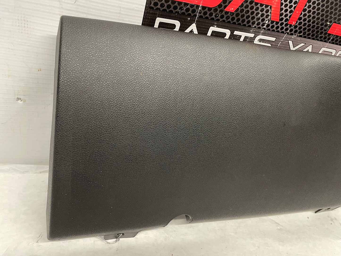 2013 GMC Sierra C1500 SLE Steering Column Knee Trim Bolster OEM Ebony - Day's Parts Yard