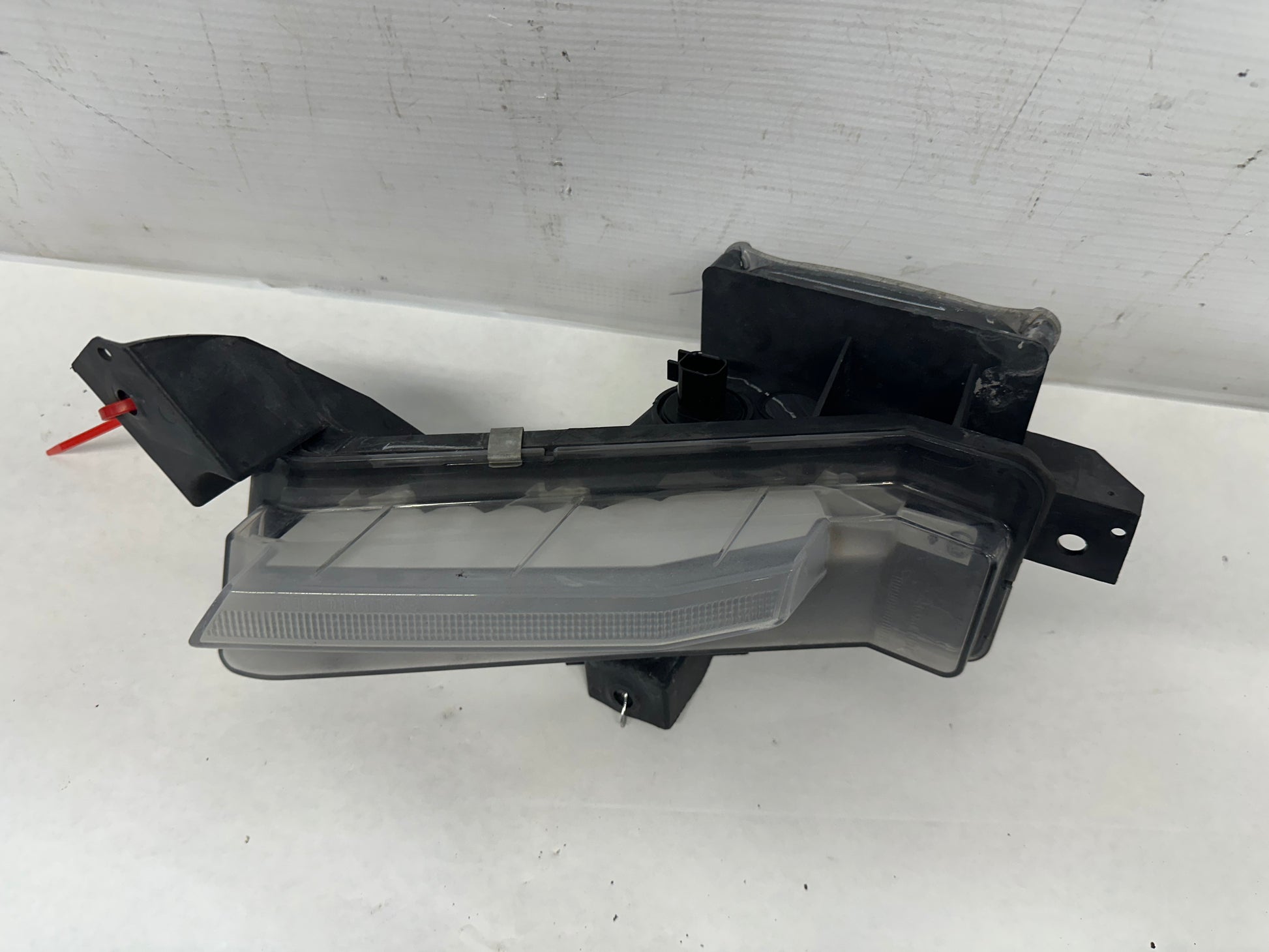 2017 Chevy Camaro SS RH Passenger Fog Light w/ Ballast OEM - Day's Parts Yard