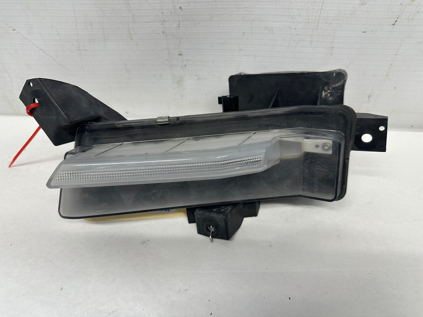 2017 Chevy Camaro SS RH Passenger Fog Light w/ Ballast OEM - Day's Parts Yard