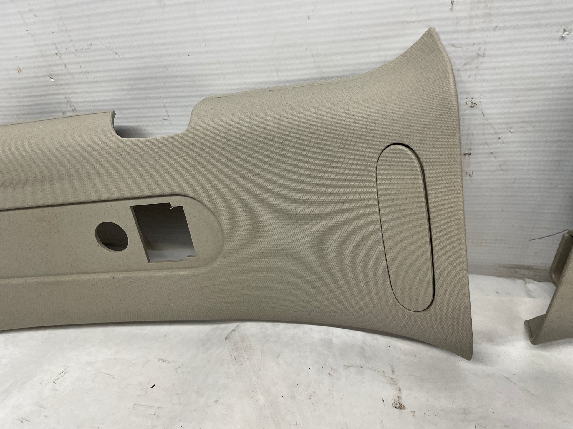 2013 GMC Sierra C1500 SLE RH & LH  B Pillar Upper Trim Tan OEM - Day's Parts Yard