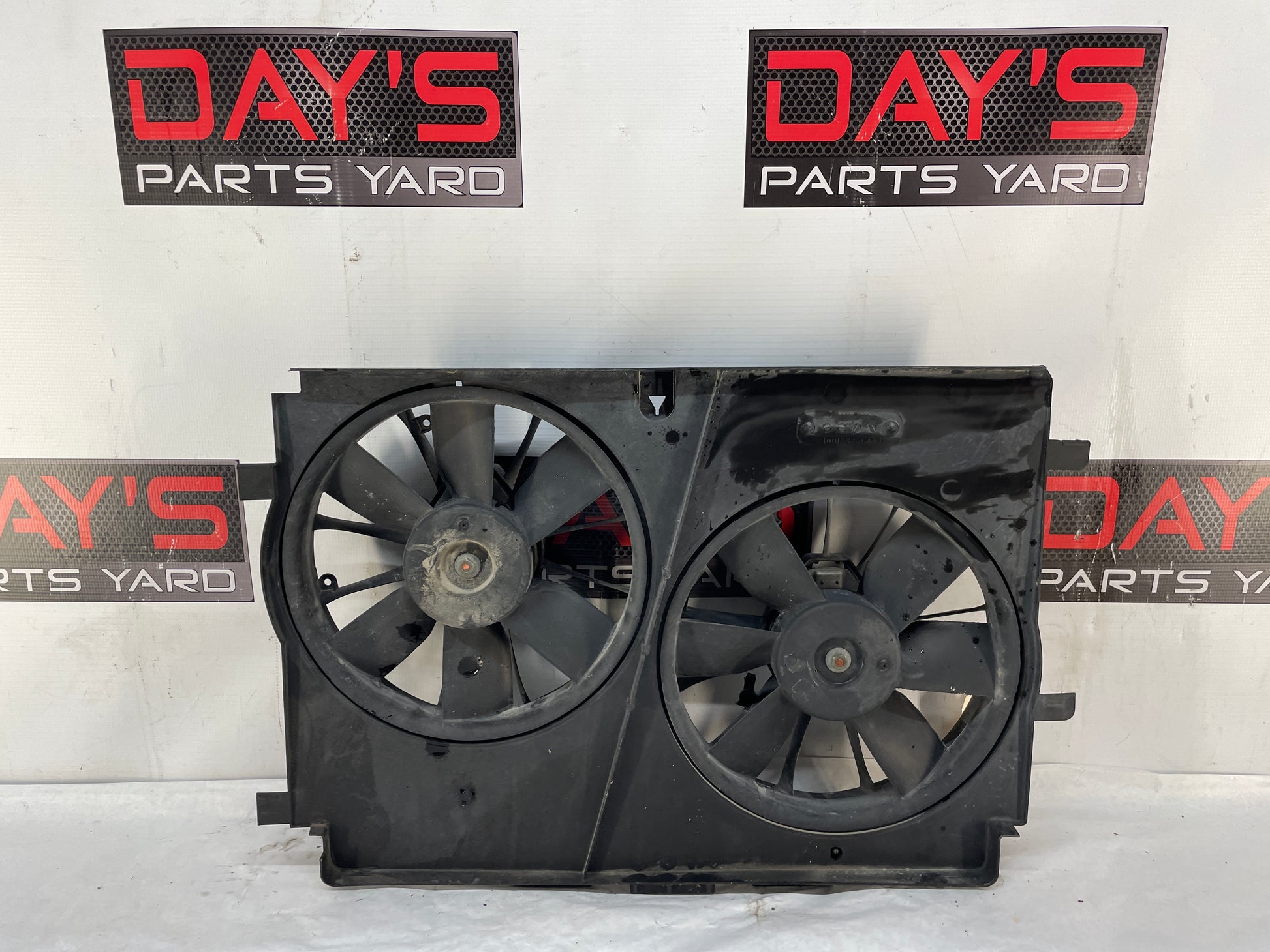 2001 Pontiac Firebird Trans AM WS6 Dual Radiator Electric Cooling Fans Assembly OEM - Day's Parts Yard