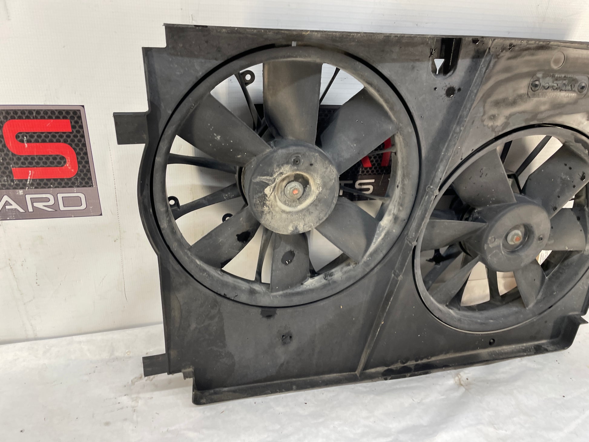 2001 Pontiac Firebird Trans AM WS6 Dual Radiator Electric Cooling Fans Assembly OEM - Day's Parts Yard