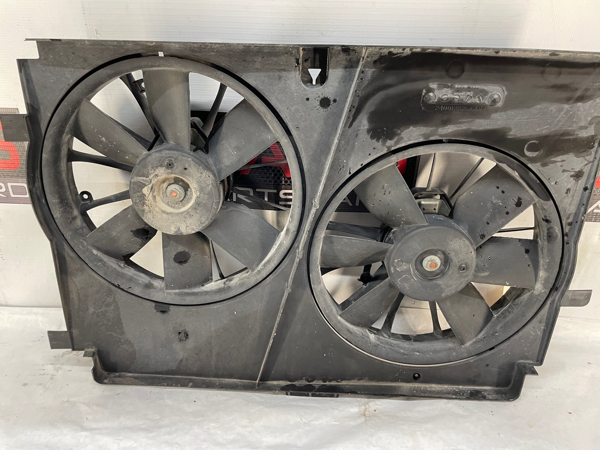 2001 Pontiac Firebird Trans AM WS6 Dual Radiator Electric Cooling Fans Assembly OEM - Day's Parts Yard