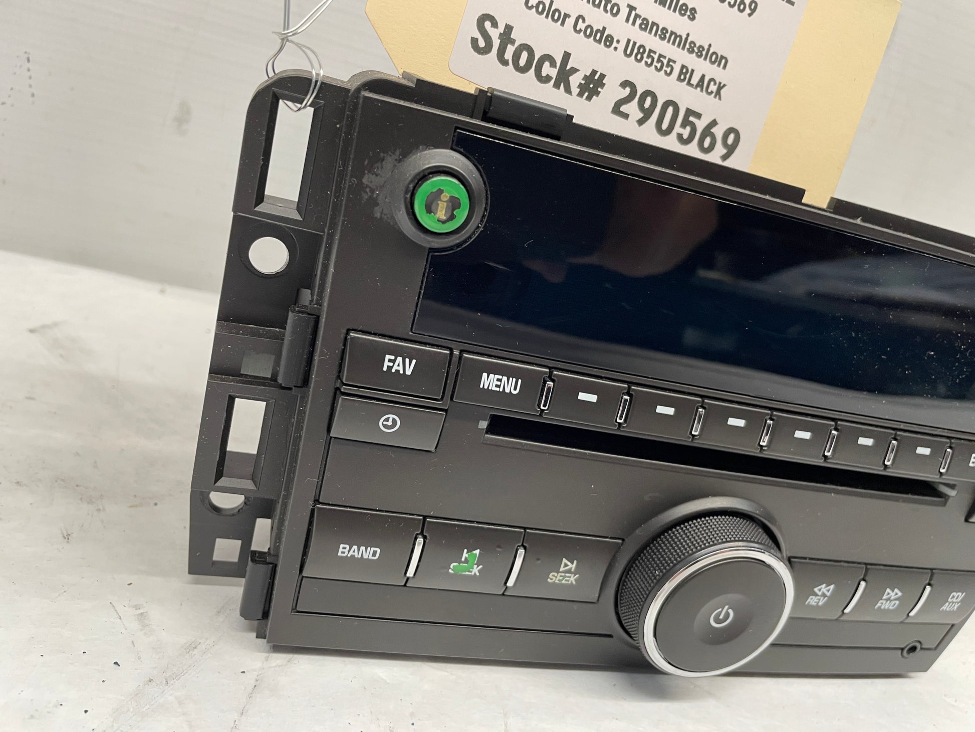 2013 GMC Sierra C1500 SLE CD Radio Ipod USB input & 3.5 MP3 OEM - Day's Parts Yard
