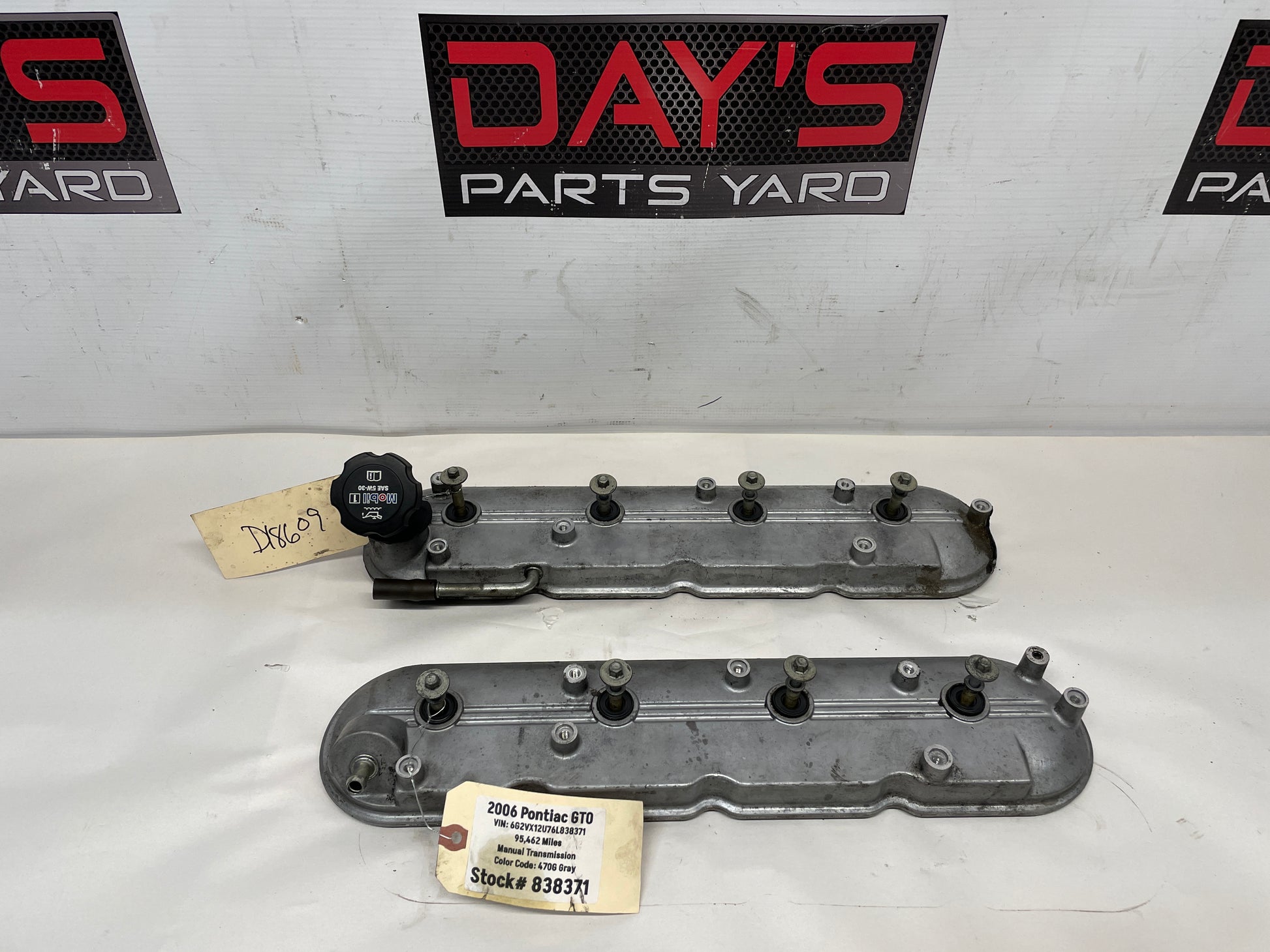 2006 Pontiac GTO RH & LH Engine Motor Valve Cover Set OEM LS1 LS2 LS3 LS6 - Day's Parts Yard