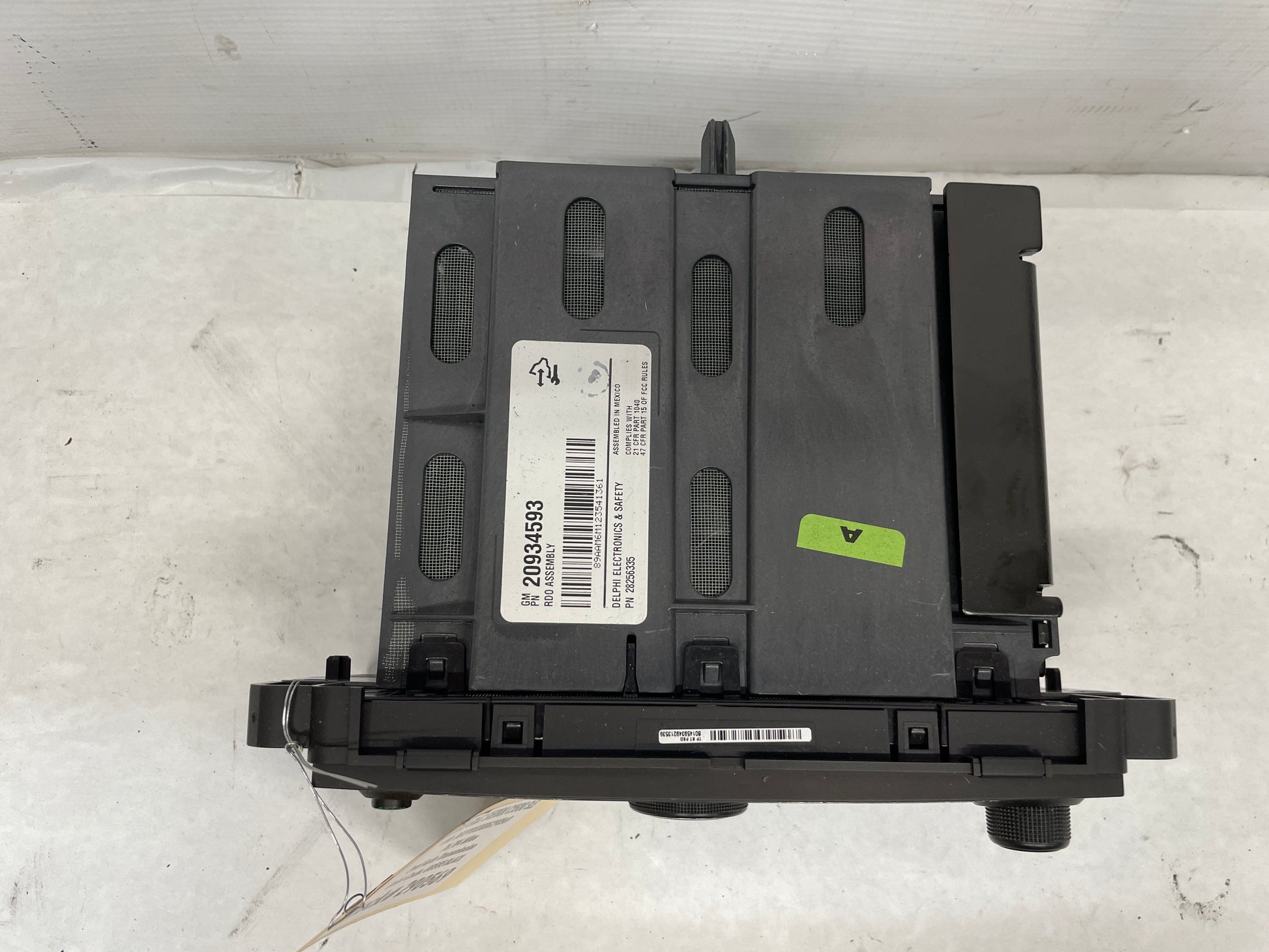 2013 GMC Sierra C1500 SLE CD Radio Ipod USB input & 3.5 MP3 OEM - Day's Parts Yard