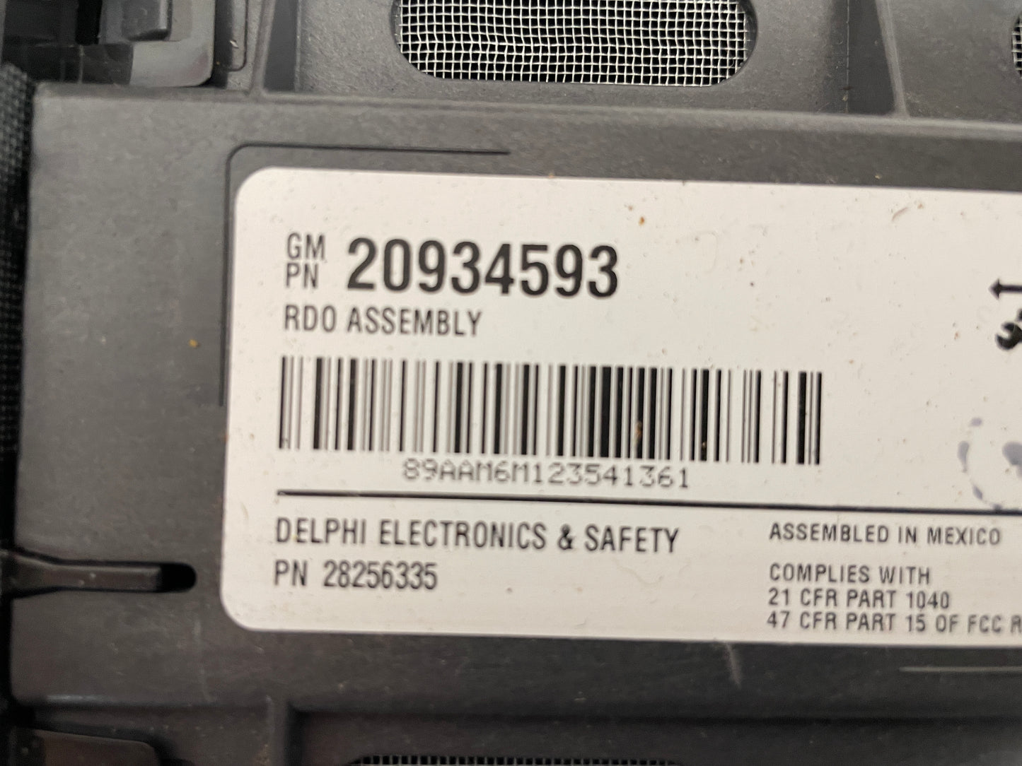 2013 GMC Sierra C1500 SLE CD Radio Ipod USB input & 3.5 MP3 OEM - Day's Parts Yard