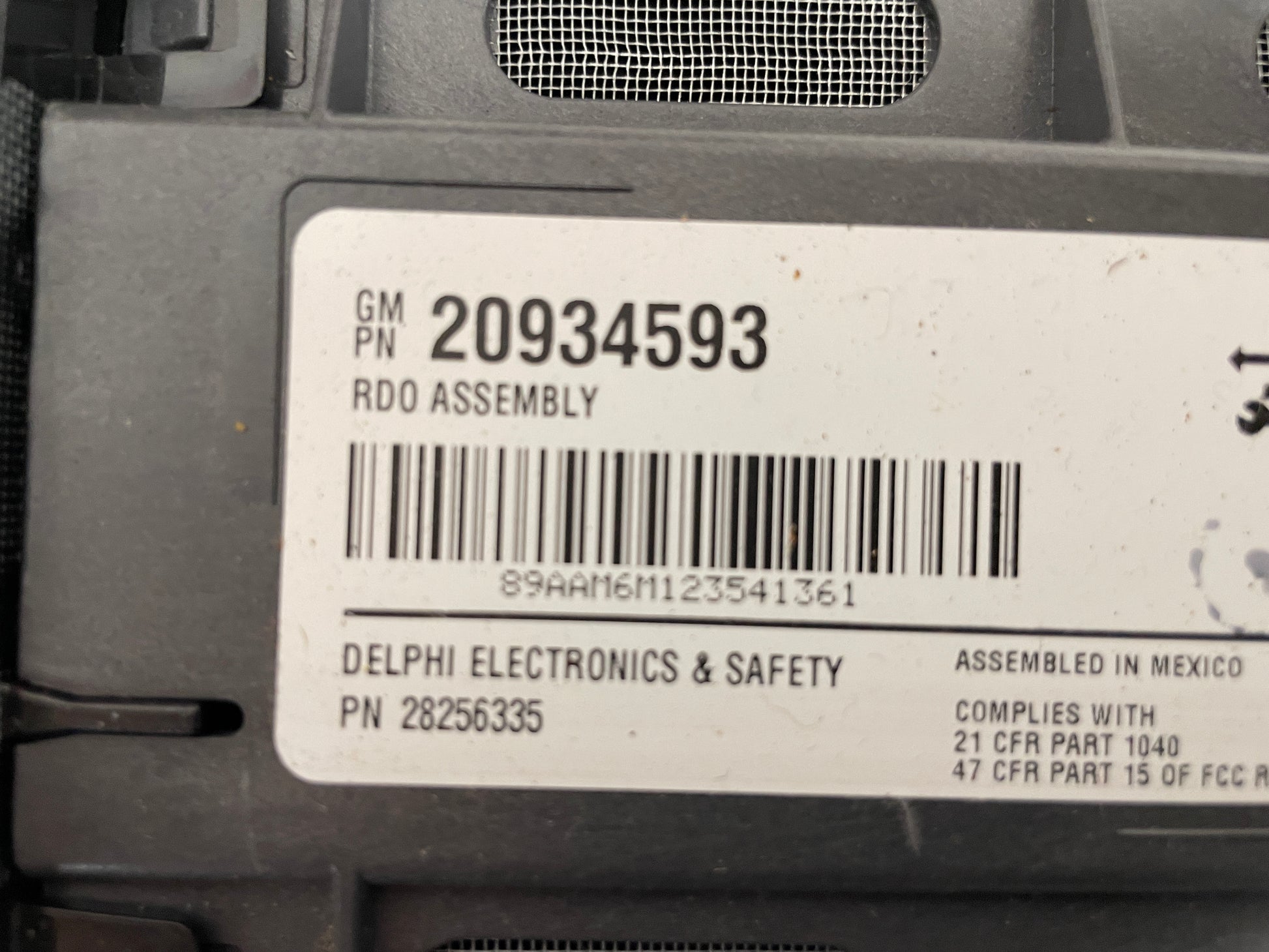 2013 GMC Sierra C1500 SLE CD Radio Ipod USB input & 3.5 MP3 OEM - Day's Parts Yard